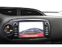 Toyota Yaris 1.5 Hybrid Dynamic Limited | Privacy Glas | Stoelverwarming | Achteruitrijcamera |