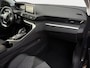 Peugeot 3008 1.2 PureTech 130PK Automaat Executive Apple-Carplay Trekhaak Camera