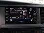 Volkswagen Transporter 2.0 TDI 150 pk L2 | Airco | Navigatie | Cruise control | App connect | Camera | Multi stuur | LED | PDC | Glaslook Panelen | 20"LM velgen | Verlaging set | Sidebars | Spoiler-set |