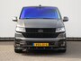 Volkswagen Transporter 2.0 TDI 150 pk L2 | Airco | Navigatie | Cruise control | App connect | Camera | Multi stuur | LED | PDC | Glaslook Panelen | 20"LM velgen | Verlaging set | Sidebars | Spoiler-set |