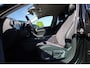 Volkswagen Passat Variant 1.5 eHybrid Business trekhaak head up! winterpakket stoel en stuurwiel verwarming ergo stoelen met leder alcantara privacy glas navigatie geactiveerd camera dodehoeksensor 17" LMV met 4 seizoenenbanden