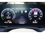 Volkswagen Passat Variant 1.5 eHybrid Business trekhaak head up! winterpakket stoel en stuurwiel verwarming ergo stoelen met leder alcantara privacy glas navigatie geactiveerd camera dodehoeksensor 17" LMV met 4 seizoenenbanden