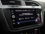 Volkswagen Tiguan 1.5TSI/150PK R-Line DSG · Panoramadak · Navigatie · Camera + Parkeersensoren · Stoelverwarming ·