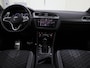 Volkswagen Tiguan 1.5TSI/150PK R-Line DSG · Panoramadak · Navigatie · Camera + Parkeersensoren · Stoelverwarming ·