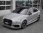 Audi RS3 Limousine 2.5TFSI 400pk Quattro UNIEK! RS-Zetels Pano B&O Carbon Keyless 19-Inch RodeStiksels VOL!