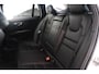 Volvo V60 2.0 B3 Momentum Advantage | Camera | AppleCarplay AndroidAuto | Lederen bekleding | Pack Winter |
