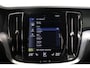 Volvo V60 2.0 B3 Momentum Advantage | Camera | AppleCarplay AndroidAuto | Lederen bekleding | Pack Winter |