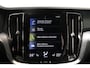 Volvo V60 2.0 B3 Momentum Advantage | Camera | AppleCarplay AndroidAuto | Lederen bekleding | Pack Winter |