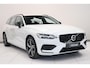 Volvo V60 2.0 B3 Momentum Advantage | Camera | AppleCarplay AndroidAuto | Lederen bekleding | Pack Winter |