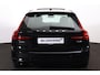 Volvo V90 T8 Recharge AWD Ultra Dark - Luchtvering - Panorama/schuifdak - IntelliSafe Assist & Surround - 360º Camera - Bowers & Wilkins audio - Adaptieve LED koplampen - Verwarmde voorstoelen, stuur & achterbank - Parkeersensoren voor & achter - Elektr. bedienb. voorstoelen met geheugen - Geventileerde voorstoelen - Head up display - Elektr. inklapbare trekhaak - 20' LMV