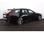 Volvo V90 T8 Recharge AWD Ultra Dark - Luchtvering - Panorama/schuifdak - IntelliSafe Assist & Surround - 360º Camera - Bowers & Wilkins audio - Adaptieve LED koplampen - Verwarmde voorstoelen, stuur & achterbank - Parkeersensoren voor & achter - Elektr. bedienb. voorstoelen met geheugen - Geventileerde voorstoelen - Head up display - Elektr. inklapbare trekhaak - 20' LMV