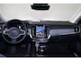 Volvo V90 T8 Recharge AWD Ultra Dark - Luchtvering - Panorama/schuifdak - IntelliSafe Assist & Surround - 360º Camera - Bowers & Wilkins audio - Adaptieve LED koplampen - Verwarmde voorstoelen, stuur & achterbank - Parkeersensoren voor & achter - Elektr. bedienb. voorstoelen met geheugen - Geventileerde voorstoelen - Head up display - Elektr. inklapbare trekhaak - 20' LMV