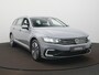Volkswagen Passat Variant 1.4 TSI PHEV GTE Business Navigatie - LED - Camera - ACC- Stoelverwarming - ACC -