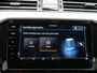 Volkswagen Passat Variant 1.4 TSI PHEV GTE Business Navigatie - LED - Camera - ACC- Stoelverwarming - ACC -