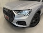 Audi Q3 45 TFSI e Edition PANO/TREKHAAK/LEER-SPORT/MEMORY/ACC/MATRIX/SFEER/KEYLESS/CARPLAY/EL.A.KLEP/DONKERE-HEMEL/BLACK-OPTIC/FLORETTSILBER/VOLLEDIG AUDI DEALER HISTORIE