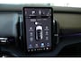 Volvo EX30 Single Motor Extended Range Plus 69 kWh | Adaptieve cruise control | Elektrische achterklep | Warmtepomp | Apple carplay/Android auto | Keyless | 19 inch Lichtmetalen velgen