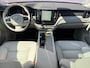 Volvo XC60 2.0 T6 Plug-in hybrid AWD Essential Edition Bright | NL-Auto | Panoramisch Schuif/Kanteldak | Stoel/Stuurverwarming | Google | Climate Control | Leder |