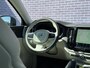 Volvo XC60 2.0 T6 Plug-in hybrid AWD Essential Edition Bright | NL-Auto | Panoramisch Schuif/Kanteldak | Stoel/Stuurverwarming | Google | Climate Control | Leder |