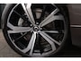 Volvo XC60 2.0 T8 Plug-in AWD Plus Dark Pano Memory El.haak 21” Keyless CarPlay Stuur/Stoelverwarming