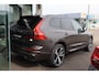 Volvo XC60 2.0 T8 Plug-in AWD Plus Dark Pano Memory El.haak 21” Keyless CarPlay Stuur/Stoelverwarming