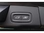 Volvo XC60 2.0 T8 Plug-in AWD Plus Dark Pano Memory El.haak 21” Keyless CarPlay Stuur/Stoelverwarming