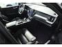 Volvo XC60 2.0 T8 Plug-in AWD Plus Dark Pano Memory El.haak 21” Keyless CarPlay Stuur/Stoelverwarming