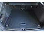 Volvo V60 T8 Plug-in hybrid AWD Ultra Dark | Head-Up Display | Panoramadak | 360° Parkeercamera | Privacy Glass | Stoelverwarming | Stuurwielverwarming | 19'' Lichtmetalen velgen | Google Infotainment | Parkeersensoren voor + achter