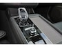 Volvo XC90 T8 Recharge AWD Ultra Bright - Luchtvering - Panorama/schuifdak - IntelliSafe Assist & Surround - 360º Camera - Harman/Kardon audio - Verwarmde voorstoelen, stuur & achterbank - Parkeersensoren voor & achter - Elektr. bedienb. voorstoelen met geheugen - Head up display - Draadloze tel. lader - 21' LMV