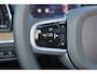 Volvo XC60 T8 Plug-in hybrid AWD Ultra Dark Polestar Engineered software upgrade - HEICO Uitlaat systeem met actief kleppensysteem - Panorama/schuifdak - IntelliSafe Assist & Surround - 360º Camera - Harmon Kardon audio - Adaptieve LED koplampen - Verwarmde voorstoelen, stuur & achterbank - Parkeersensoren voor & achter - Elektr. bedienb. voorstoelen met geheugen - Head up display - Draadloze tel. lader - 22' LMV