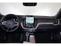Volvo XC60 T8 Plug-in hybrid AWD Ultra Dark Polestar Engineered software upgrade - HEICO Uitlaat systeem met actief kleppensysteem - Panorama/schuifdak - IntelliSafe Assist & Surround - 360º Camera - Harmon Kardon audio - Adaptieve LED koplampen - Verwarmde voorstoelen, stuur & achterbank - Parkeersensoren voor & achter - Elektr. bedienb. voorstoelen met geheugen - Head up display - Draadloze tel. lader - 22' LMV
