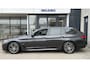BMW 5-Serie Touring 520i High Executive | M-Sport | Leer | Camera