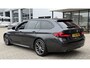 BMW 5-Serie Touring 520i High Executive | M-Sport | Leer | Camera