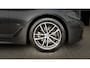 BMW 5-Serie Touring 520i High Executive | M-Sport | Leer | Camera