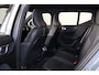 Volvo XC40 Recharge Plus 70 kWh - IntelliSafe Assist & Surround - Parkeercamera achter - Verwarmde voorstoelen & stuur - Parkeersensoren voor & achter - Draadloze tel. lader - Warmtepomp - 19' LMV