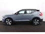 Volvo XC40 Recharge Plus 70 kWh - IntelliSafe Assist & Surround - Parkeercamera achter - Verwarmde voorstoelen & stuur - Parkeersensoren voor & achter - Draadloze tel. lader - Warmtepomp - 19' LMV