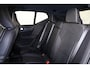 Volvo XC40 Recharge Plus 70 kWh - IntelliSafe Assist & Surround - Parkeercamera achter - Verwarmde voorstoelen & stuur - Parkeersensoren voor & achter - Draadloze tel. lader - Warmtepomp - 19' LMV