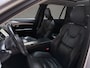Volvo XC90 2.0 T8 Twin Engine AWD Inscription 7 Persoons 408Pk Automaat (PANORAMADAK, LUCHTVERING, BOWERS&WILKINS, TREEPLANKEN, HEAD-UP DISPLAY, STOELKOELING/VERWARMING, CAMERA, MEMORY SEATS, STOELVERWARMING ACHTER, ELEK ACHTERKLEP, NIEUWSTAAT)