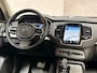 Volvo XC90 2.0 T8 Twin Engine AWD Inscription 7 Persoons 408Pk Automaat (PANORAMADAK, LUCHTVERING, BOWERS&WILKINS, TREEPLANKEN, HEAD-UP DISPLAY, STOELKOELING/VERWARMING, CAMERA, MEMORY SEATS, STOELVERWARMING ACHTER, ELEK ACHTERKLEP, NIEUWSTAAT)