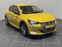 Peugeot e-208 EV Active Pack 50 kWh | AUTOMAAT | CLIMATE CONTROL | CARPLAY ANDROID AUTO | PDC | LMV | 19 DKM |