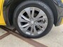Peugeot e-208 EV Active Pack 50 kWh | AUTOMAAT | CLIMATE CONTROL | CARPLAY ANDROID AUTO | PDC | LMV | 19 DKM |