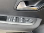 Peugeot e-208 EV Active Pack 50 kWh | AUTOMAAT | CLIMATE CONTROL | CARPLAY ANDROID AUTO | PDC | LMV | 19 DKM |