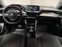 Peugeot 2008 1.2 PureTech Sport 131Pk Automaat (APPLE CARPLAY, GROOT NAVI, LM VELGEN, PARKEERSENSOREN, SPORTSTOELEN, LANE ASSIST, CRUISE, NIEUWSTAAT)
