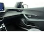 Peugeot 2008 1.2 Hybrid 145 Allure | Climate & Cruise Control | Parkeersensoren voor + achter | AppleCarplay/Android Auto |