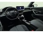 Peugeot 2008 1.2 Hybrid 145 Allure | Climate & Cruise Control | Parkeersensoren voor + achter | AppleCarplay/Android Auto |