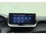 Peugeot 2008 1.2 Hybrid 145 Allure | Climate & Cruise Control | Parkeersensoren voor + achter | AppleCarplay/Android Auto |