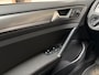 Volkswagen Golf 1.2 TSI Highline Sportline (SCHERM, CLIMATE, STOELVERWARMING, LM VELGEN, SPORTSTOELEN, PARKEERSENSOREN, GETINT GLAS, CRUISE, NIEUWSTAAT)