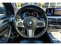 BMW 5-Serie Touring 530i High Executive I M-Sport I Panoramadak I Dealer onderhouden I NAP I Sportremmen I Trekhaak I Luxe leder