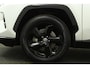 Toyota RAV4 2.5 Hybrid AWD Bi-Tone | 1650kg trekgewicht! | Electrische Achterklep | Parkeersensoren rondom | Camera | Draadloos Telefoonladen | 10 Jaar Garantie |