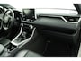 Toyota RAV4 2.5 Hybrid AWD Bi-Tone | 1650kg trekgewicht! | Electrische Achterklep | Parkeersensoren rondom | Camera | Draadloos Telefoonladen | 10 Jaar Garantie |
