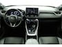 Toyota RAV4 2.5 Hybrid AWD Bi-Tone | 1650kg trekgewicht! | Electrische Achterklep | Parkeersensoren rondom | Camera | Draadloos Telefoonladen | 10 Jaar Garantie |